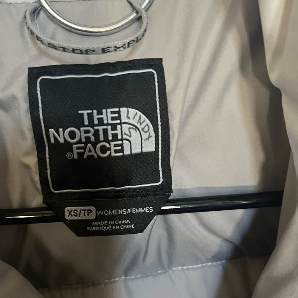 The North Face Pink and White Ombre women’s XS Vest - Picture 4 of 10